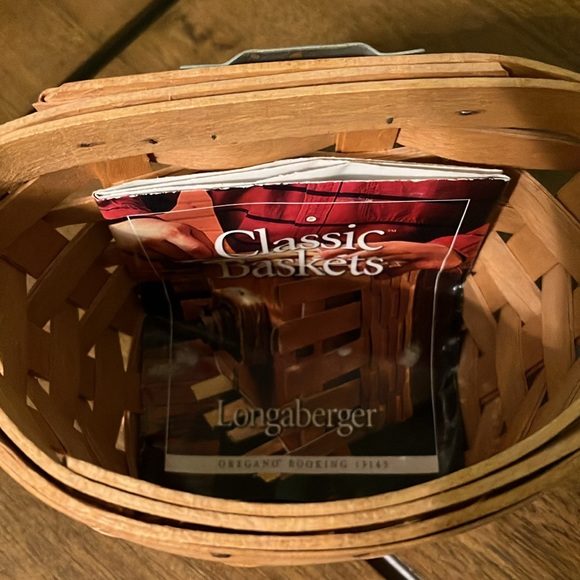 Longaberger 🧺 - Picture 4 of 4